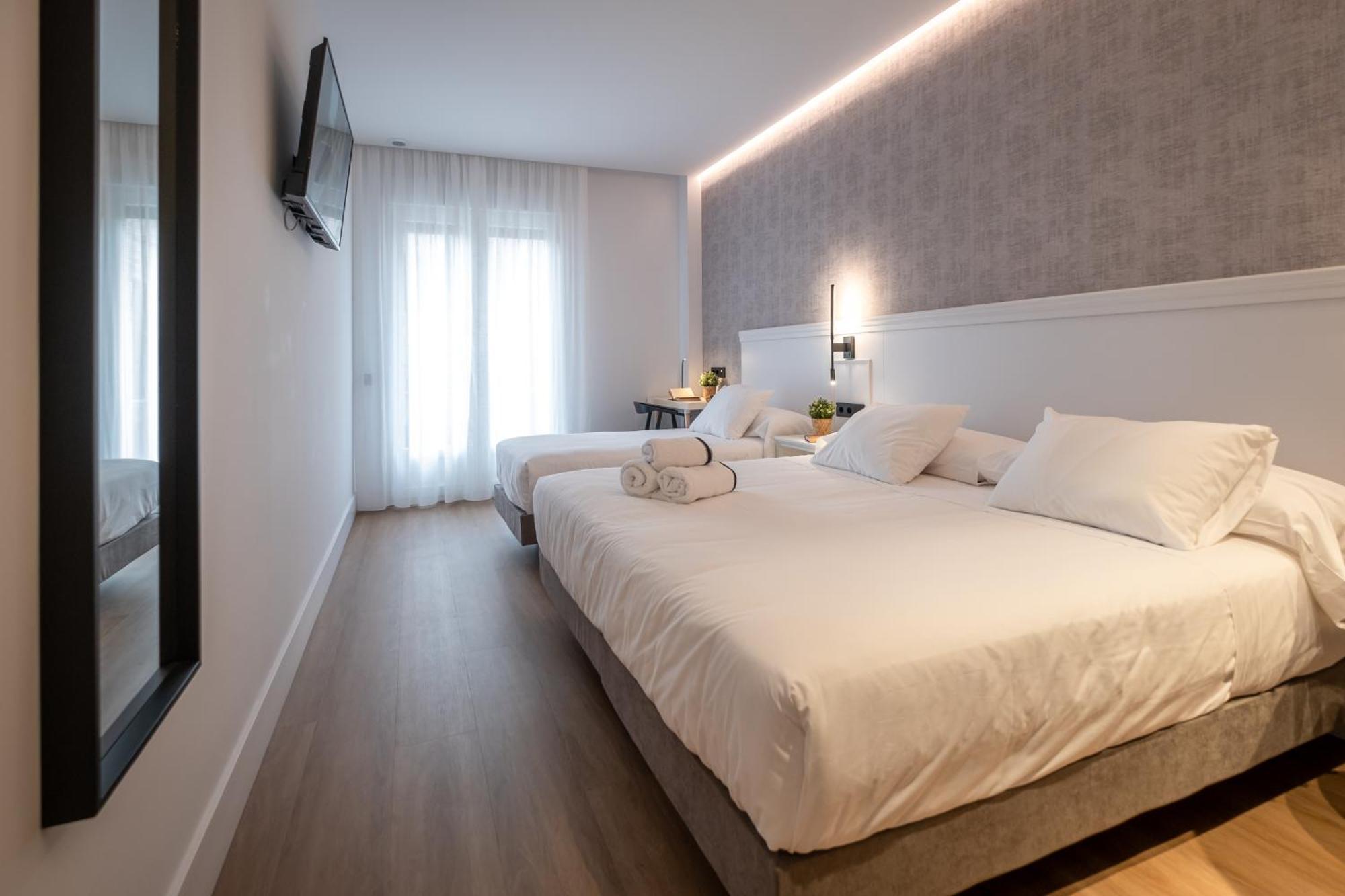 Principe De Vergara Rooms Lujo En El Centro De Logrono Logroño Exterior foto